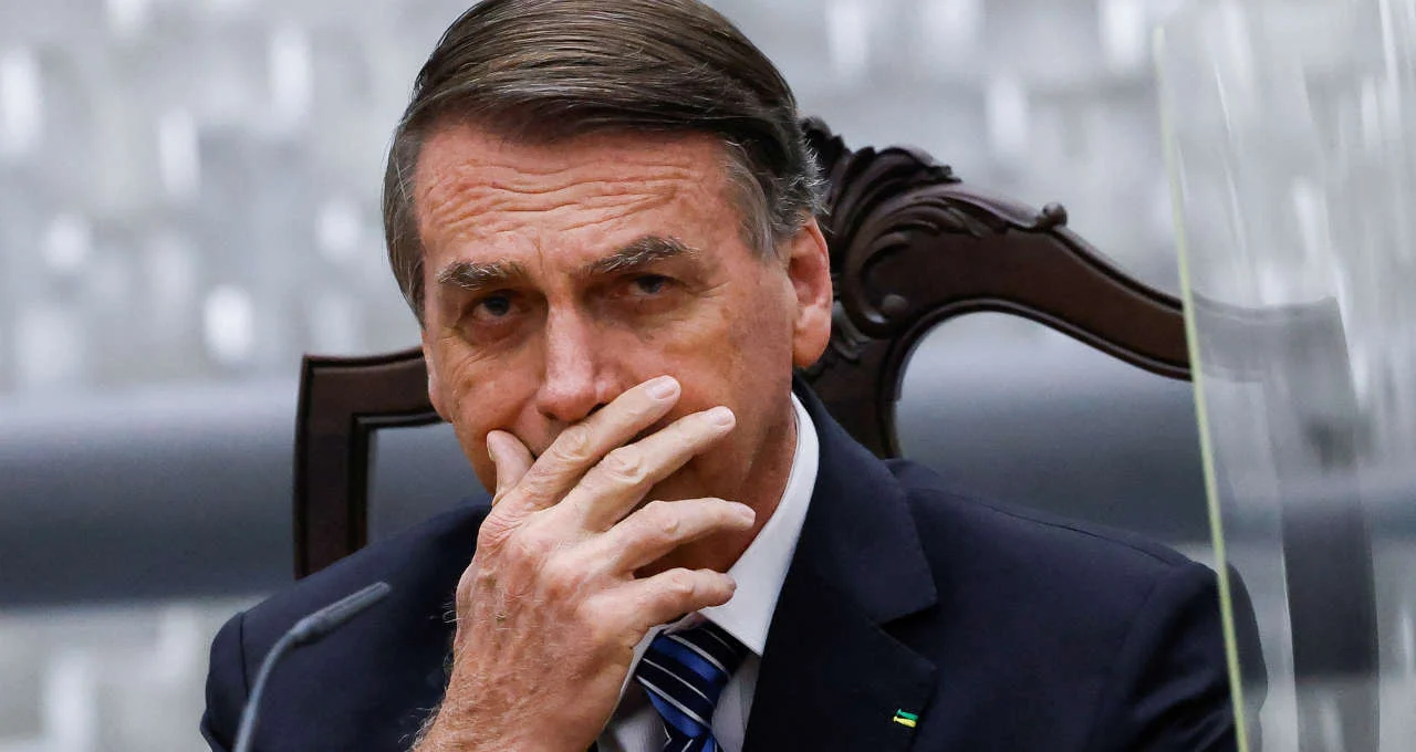 Bolsonaro presta depoimento sobre caso das joias sauditas nesta quarta-feira (5)